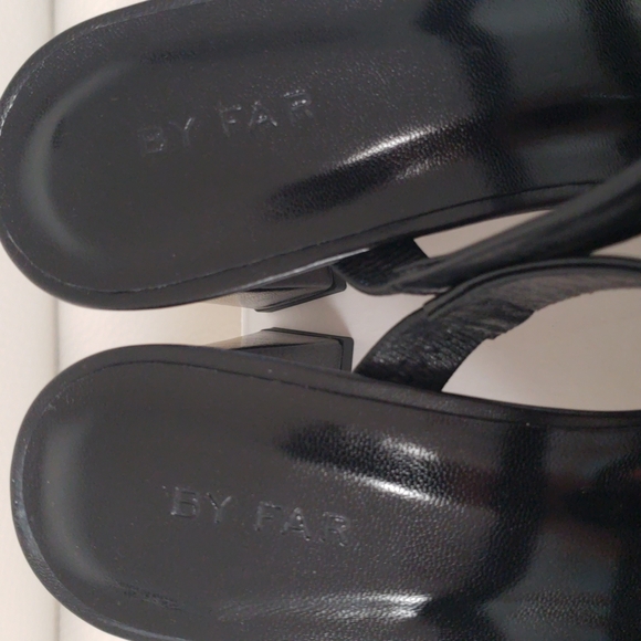BY FAR LENY SLIDE LEATHER SANDALS SIZE 39 - Picture 6 of 9
